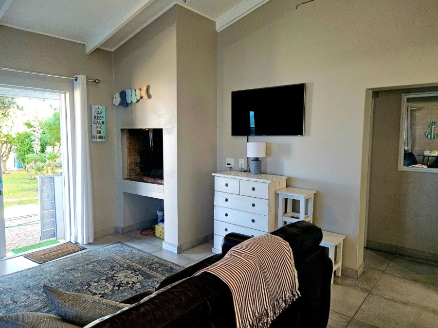 2 Bedroom Property for Sale in Pearly Beach Western Cape
